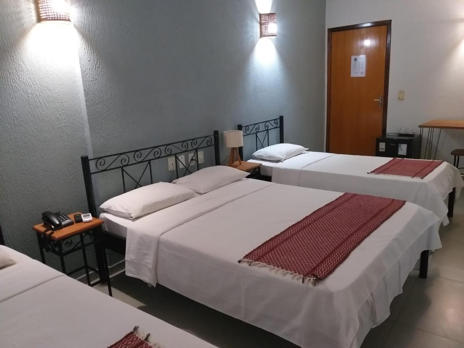 Palace Hotel Tres Poderes Frutal Dış mekan fotoğraf